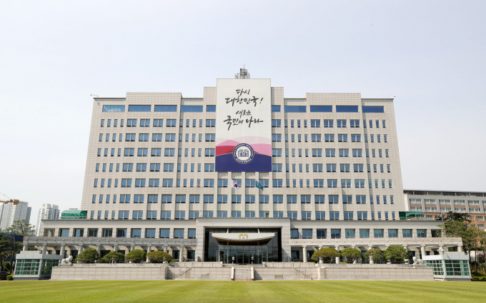 대통령실이 한동훈 전 국민의힘 비상대책위원장과 김건희 여사의 문자 메시지 논란을 더이상 언급하지 않겠다며 일축했다. 사진은 지난해 5월10일 서울 용산 대통령실 청사 전경의 모습. /사진=뉴시스