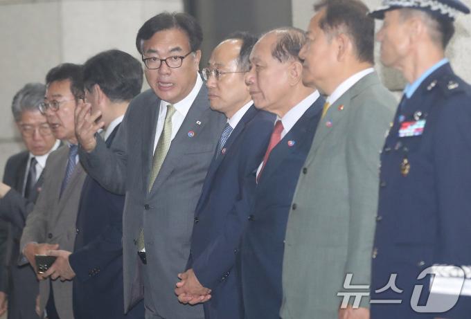 [사진] 이야기 나누는 정진석·추경호