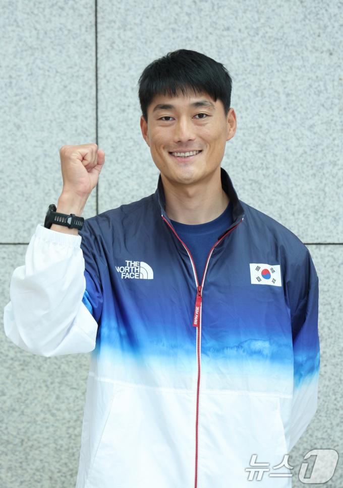 [사진] 파이팅 외치는 요트 하지민