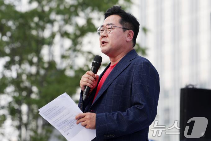 [사진] 발언하는 박찬대 더불어민주당 당대표 권한대행