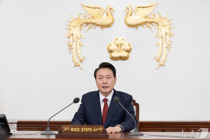 윤석열 대통령이 9일 용산 대통령실 청사 집무실에서 윤석열 정부 취임 2주년 국민보고를 하고 있다. (대통령실 제공) 2024.5.9/뉴스1 ⓒ News1 오대일 기자