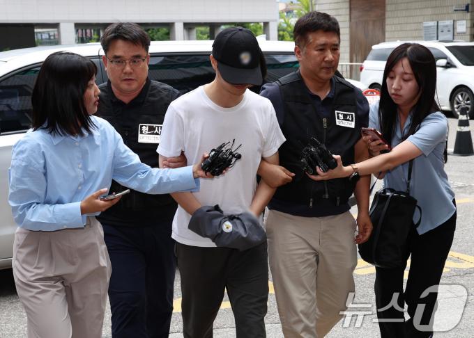 [사진] '5세 어린이 심정지' 태권도 관장 구속영장 심사