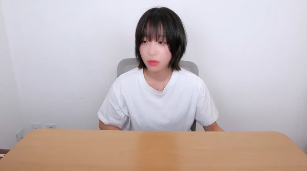 유튜버 쯔양 측 법률대리인은 쯔양의 사생활을 폭로하겠다고 협박한 유튜버들에 대한 고소를 진행할 예정이라고 밝혔다.  /사진=쯔양 유튜브 캡처