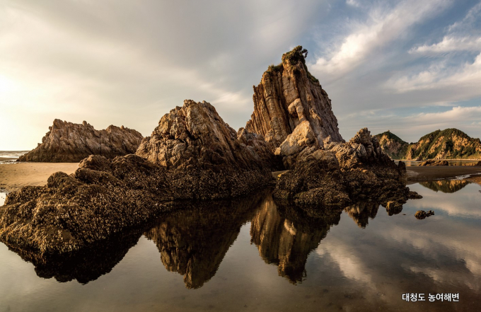 인천시와 인천관광공사가 주최하는 인천섬 사진전에 전시될 '대청도 농여해변' 작품./사진제공=인천관광공사 