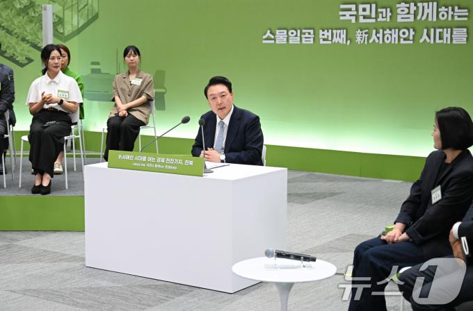 [사진] 윤석열 대통령, 전북에서 국민과 함께하는 민생토론회