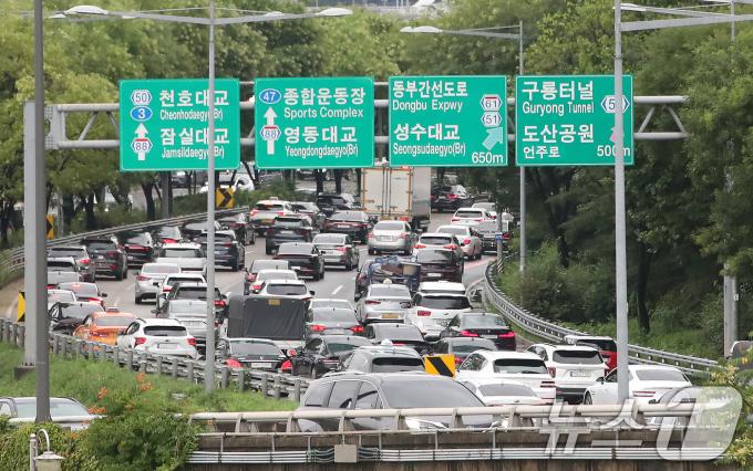 [사진] '꽉 막힌 퇴근길'