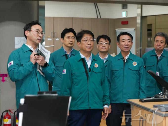 [사진] 집중호우에 철도안전 점검