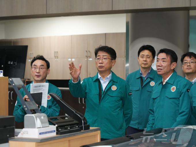 [사진] 안전한 철도 이용을 위해