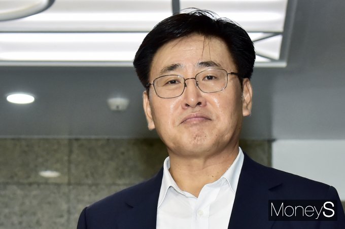 [머니S포토] 과기 장관 후보자 '유상임' 국내 초전도체·자성 재료 전문가