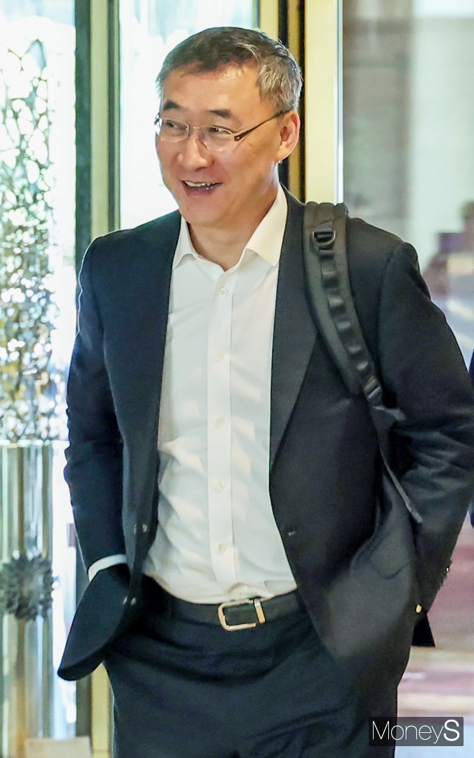 [머니S포토] 박익진 롯데온 대표, 2024 하반기 VCM 참석