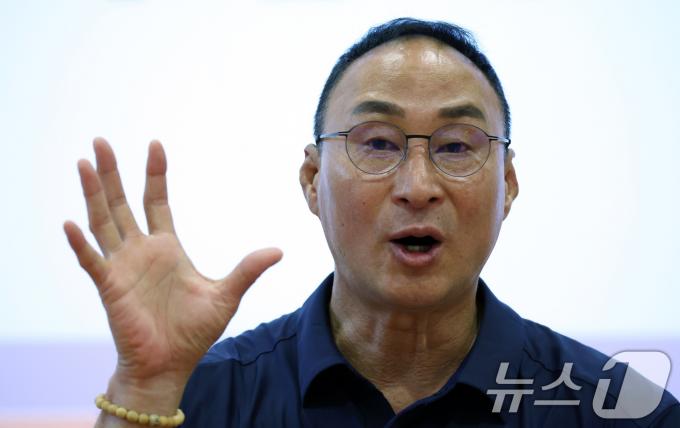 [사진] 장재근 선수촌장 