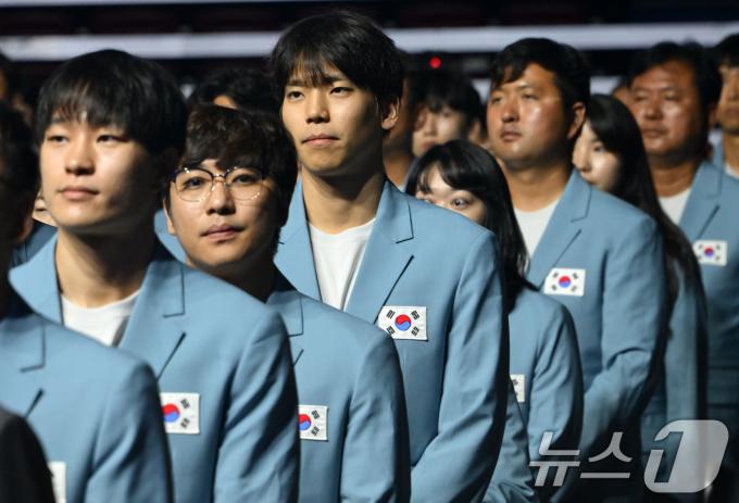 한국 올림픽 선수단의 단복 (공동취재) 2024.7.9/뉴스1 ⓒ News1 이동해 기자