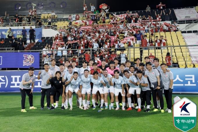 부산 아이파크가 조성환 감독 부임 첫 경기서 3-2 승리를 거뒀다.(한국프로축구연맹 제공)