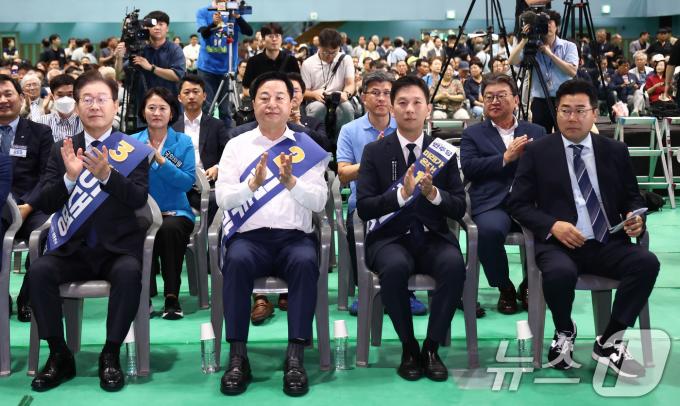 [사진] 민주당 강원도 전국당원대회 합동연설회
