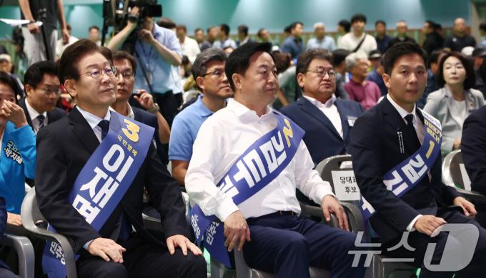 [사진] 한 자리에 모인 민주당 당대표 후보들