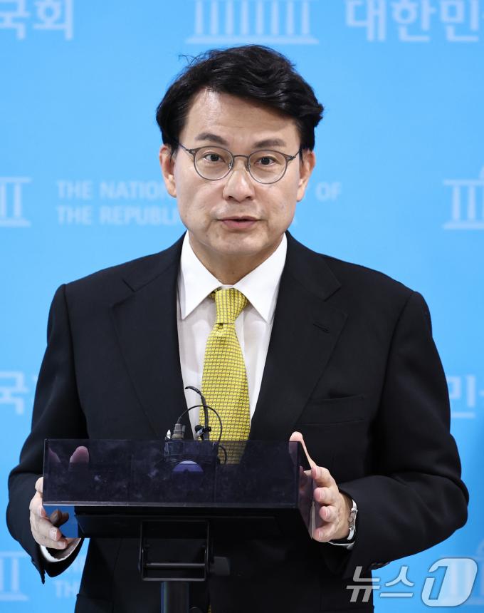 [사진] 윤상현 후보, 질의응답