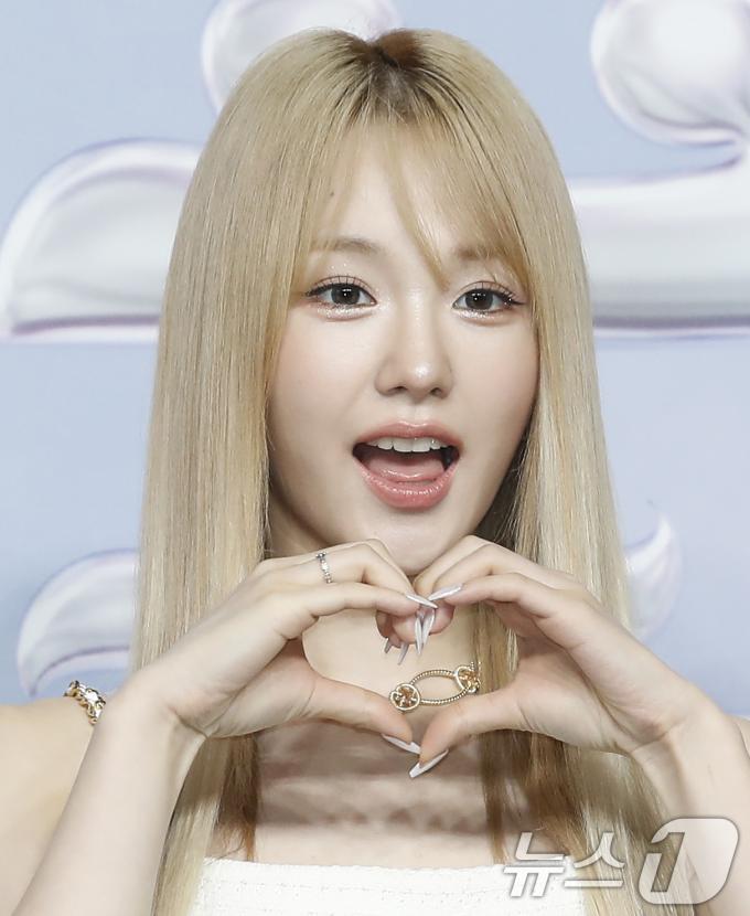 [사진] 우아 나나, 사랑스러운 금발 바비