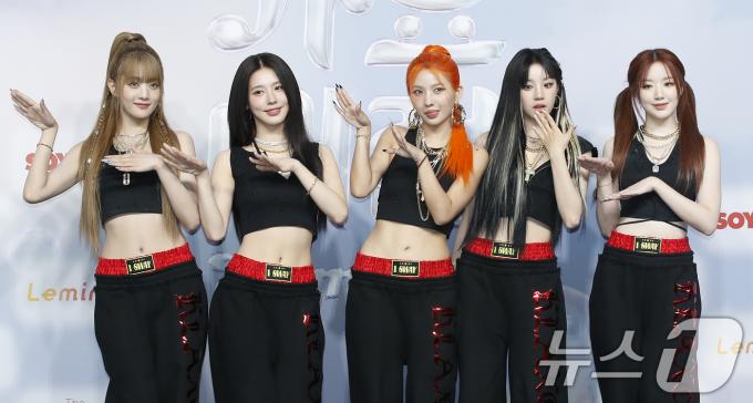 [사진] (여자)아이들, 울라울라