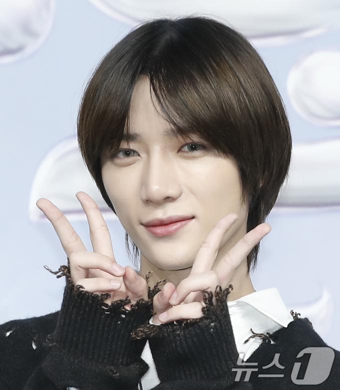[사진] 범규, 개구쟁이 브이