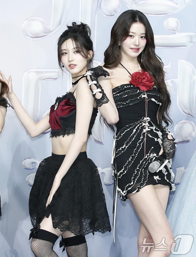 [사진] 이서·장원영, 유혹