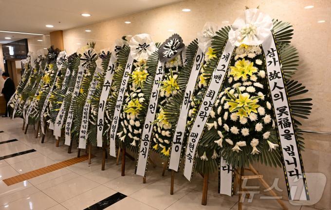 [사진] 개그맨 장두석 추모 화환
