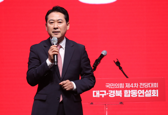 장동혁 국민의힘 의원이 윤석열 대통령 부인 김건희 여사에 대한 검찰 특혜 조사 논란에 대해 절차에서도 국민 눈높이에 맞아야 한다고 강조했다. 사진은 장 의원이 지난 12일 대구 엑스코에서 열린 제4차 전당대회 대구·경북 합동연설회에서 정견발표하는 모습. /사진=뉴스1