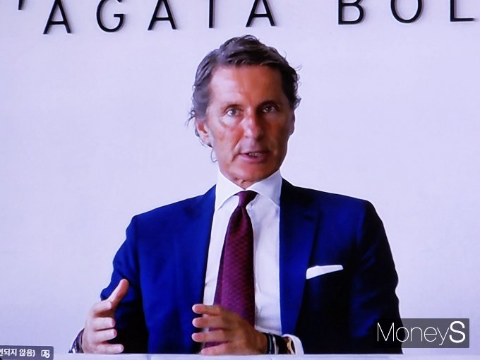 스테판 윙켈만 오토모빌리 람보르기니 회장은 인터뷰 내내 굉장한 자신감을 보였다. /사진=박찬규 기자