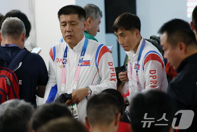 [사진] 탁구 조추첨 마친 北