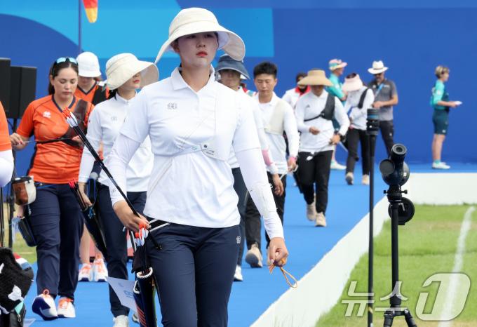 [사진] 선봉대에 선 임시현