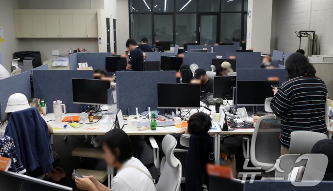 [사진] 티몬 점거한 피해자들 '컴퓨터 본체 없는 티몬 사무실'