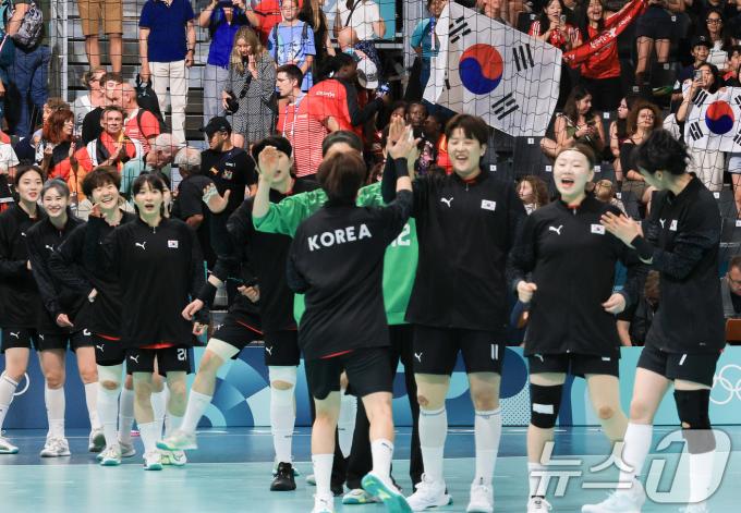 [사진] 출격하는 대한민국 핸드볼 대표팀