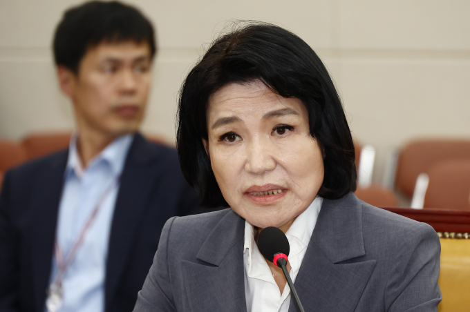 이진숙 방송통신위원장 후보자에 대한 인사청문회가 26일까지 이어져 유례없이 3일 동안 진행된다. 사진은 지난 25일 서울 여의도 국회 과학기술정보방송통신위원회에서 열린 인사청문회에 참석한 이진숙 방송통신위원장 후보자. /사진=뉴스1