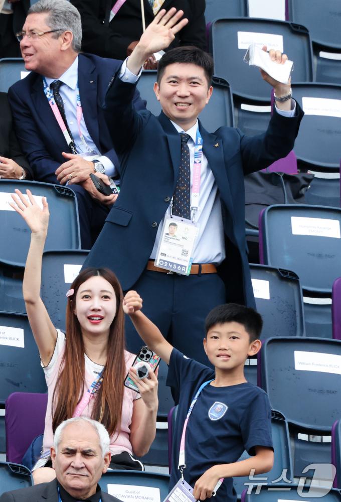[사진] 파리 올림픽 개회식 참석한 유승민