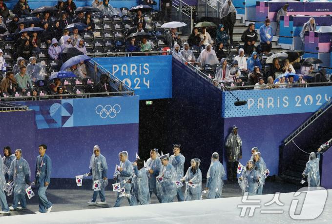 [사진] 개회식장 도착한 대한민국 선수단