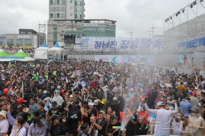 [사진] 2024 정남진 장흥물축제