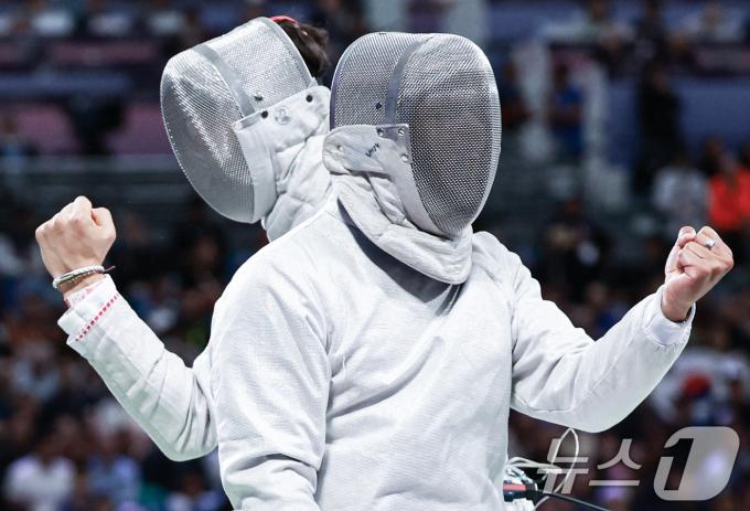 [사진] 주먹 불끈 쥔 오상욱