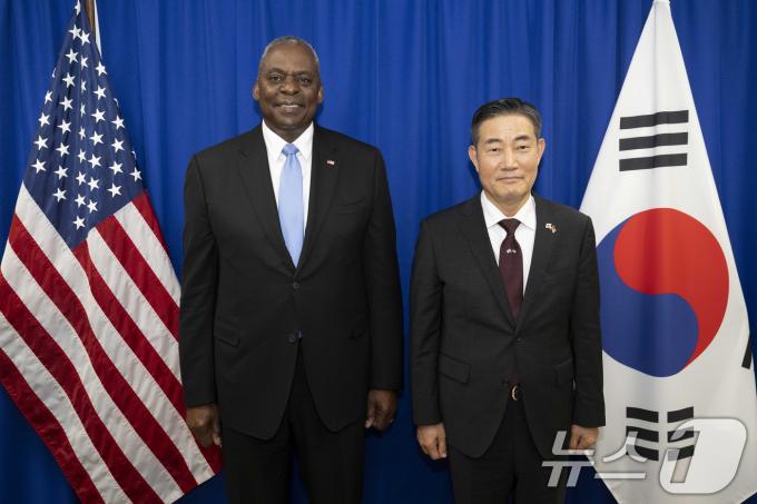 [사진] 신원식 장관, 한미 국방장관 회담