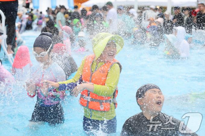 [사진] 끝내주는 시원함
