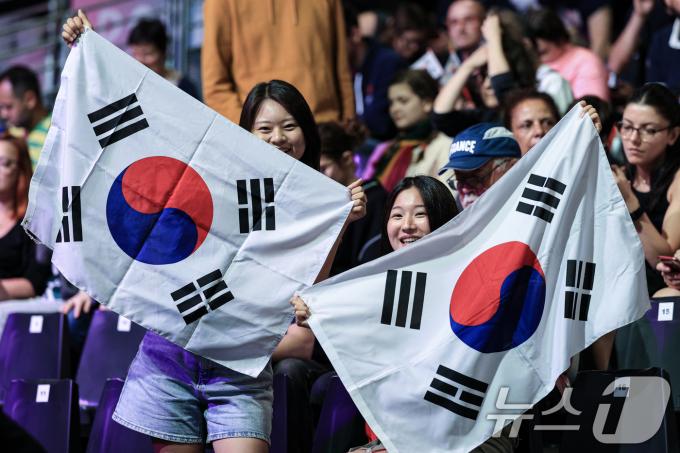 [사진] '여자 핸드볼 대표팀을 응원 합니다'