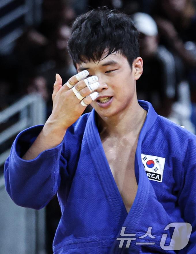 [사진] 안바울 '16강전 탈락…아쉽다 아쉬워'