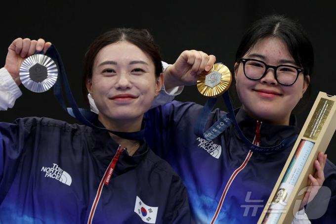 [사진] 여자사격 일냈다…'金銀' 동반 명중