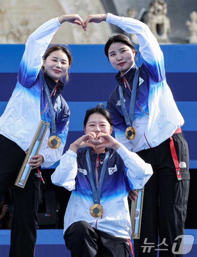 [사진] 여자 양궁대표팀 '대한민국 99번째 메달의 주인공'