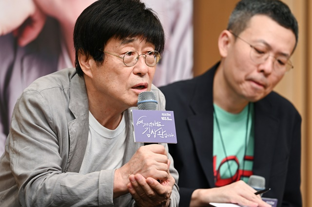 가수 겸 배우 김창완이 4개월 만에 라디오 DJ로 복귀했다. /사진=SBS 제공