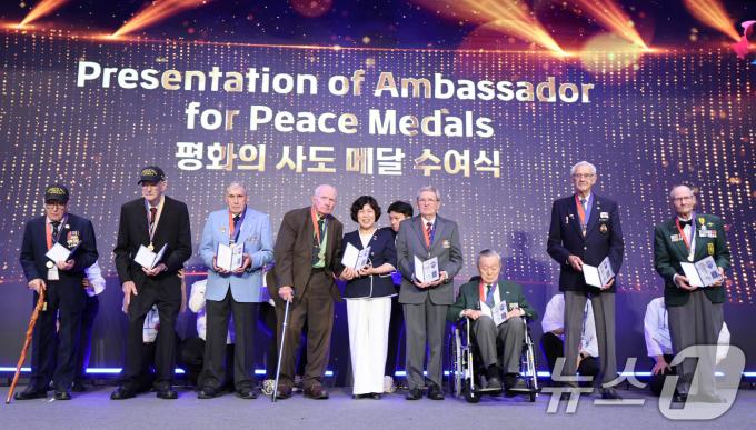 [사진] 영웅과 함께