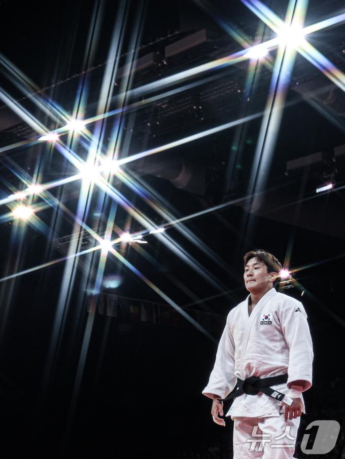 [사진] 승리 거둔 이준환