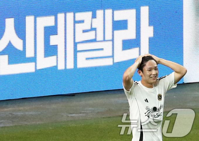 [사진] 신데렐라 스토리 쓰는 양민혁