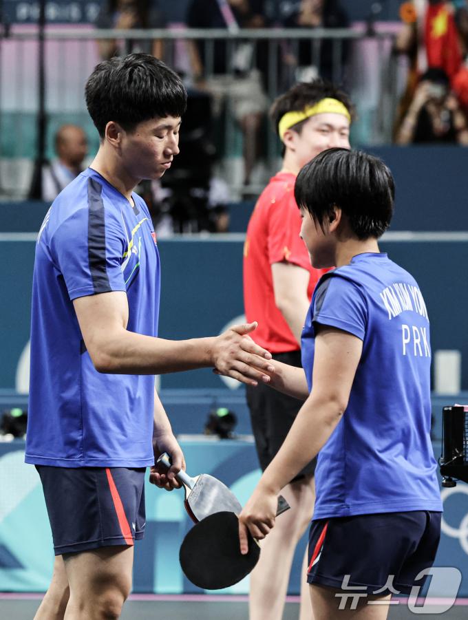 [사진] 北 리종식·김금용 '아쉬운 은메달'
