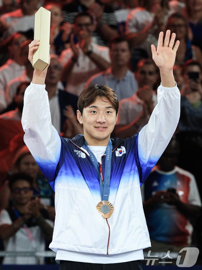 [사진] 이준환 '이번에는  동메달…4년 뒤 기약'