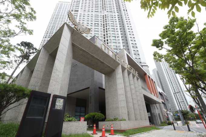 로또 아파트로 불린 동탄역 롯데캐슬 무순위 청약 1가구 모집에 295만명이 쏟아졌다. 사진은 동탄역 롯데캐슬. /사진=뉴스1