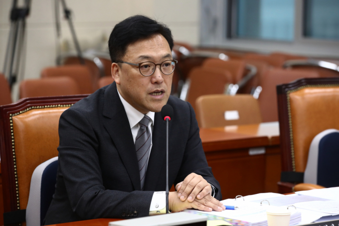 김병환 금융위원장 후보자가 22일 오전 서울 여의도 국회 정무위원회 전체회의장에서 열린 인사청문회에 출석해 의원 질의에 답하고 있다./사진=뉴스1